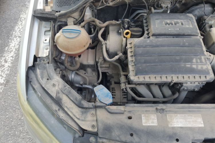 Used Volkswagen Jetta 2017 1.5L Manual Comfort Model Engine Bay Right