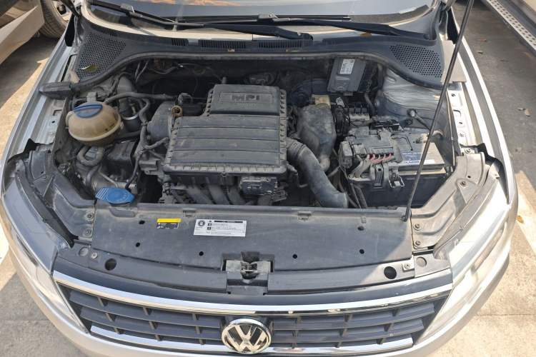 Used Volkswagen Jetta 2017 1.5L Automatic Fashion Model Engine Bay
