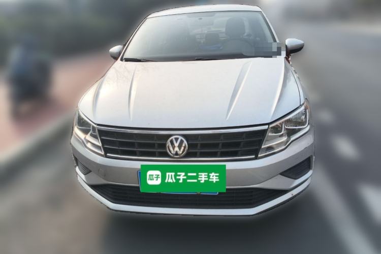 Used Volkswagen Jetta 2017 1.4L Manual Fashion Edition Exterior 1