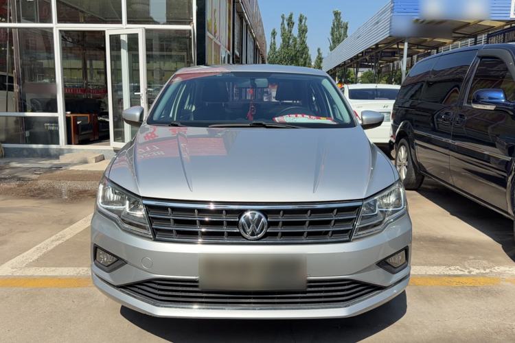 Used Volkswagen Jetta 2017 1.5L Manual Comfort Model Exterior 1