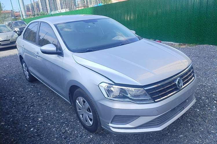 Used Volkswagen Jetta 2017 1.4L Manual Fashion Edition Exterior 1
