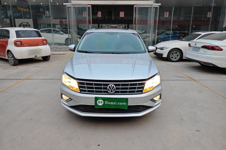 Used Volkswagen Jetta 2017 1.5L Automatic Luxury Model Exterior 1