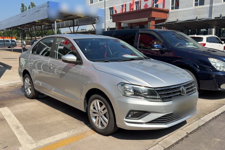 Used Volkswagen Jetta 2017 1.5L Manual Comfort Model Exterior 2