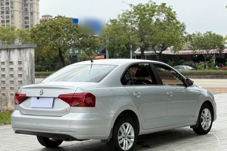 Used Volkswagen Jetta 2017 1.5L Automatic Comfort Model Exterior 7