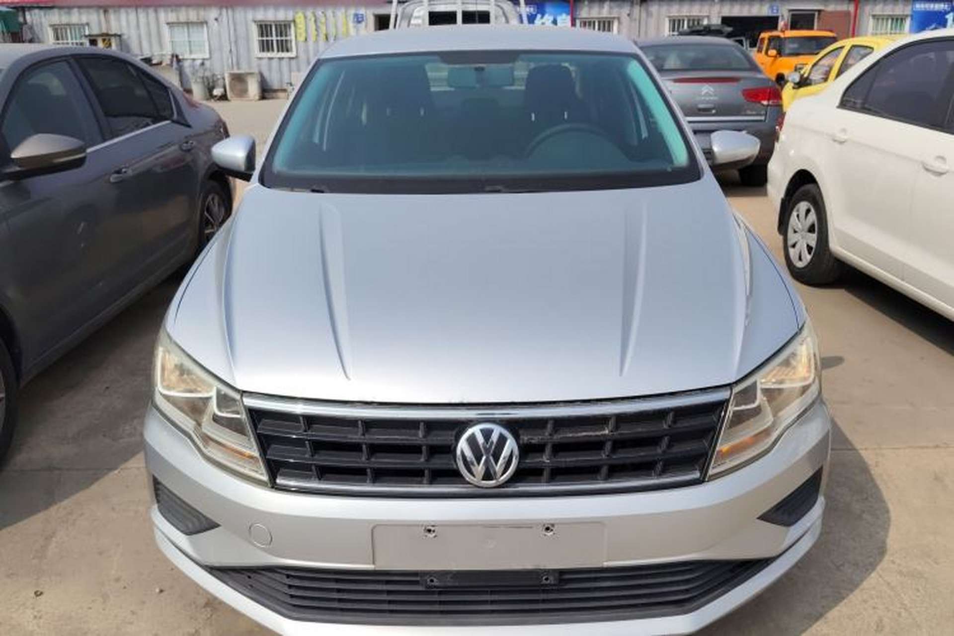 Used Volkswagen Jetta 2017 1.4L Manual Fashion Edition Front