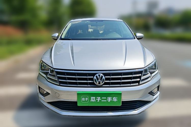 Used Volkswagen Jetta 2017 1.5L Manual Comfort Model Front
