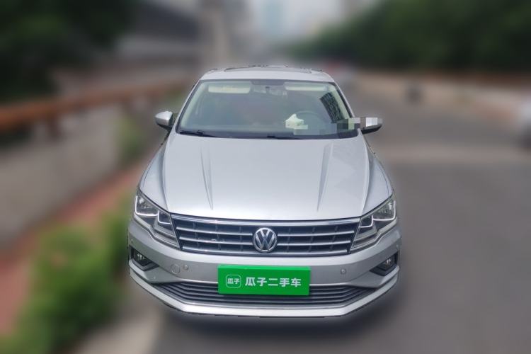 Used Volkswagen Jetta 2017 1.4L Manual Comfort Model Front
