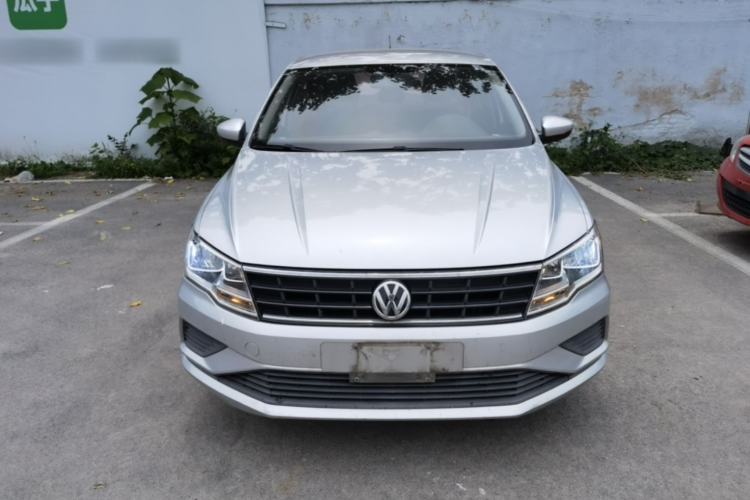 Used Volkswagen Jetta 2017 1.5L Automatic Fashion Model Front