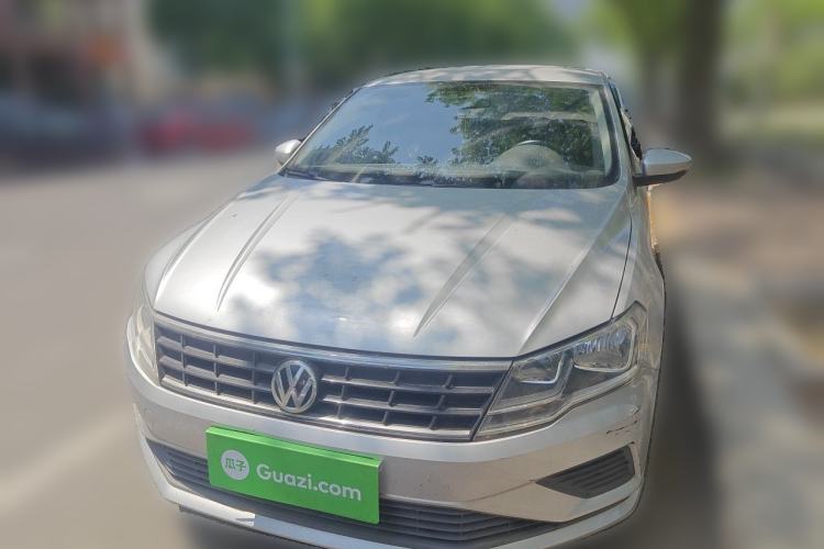 Used Volkswagen Jetta 2017 1.4L Manual Fashion Edition Front