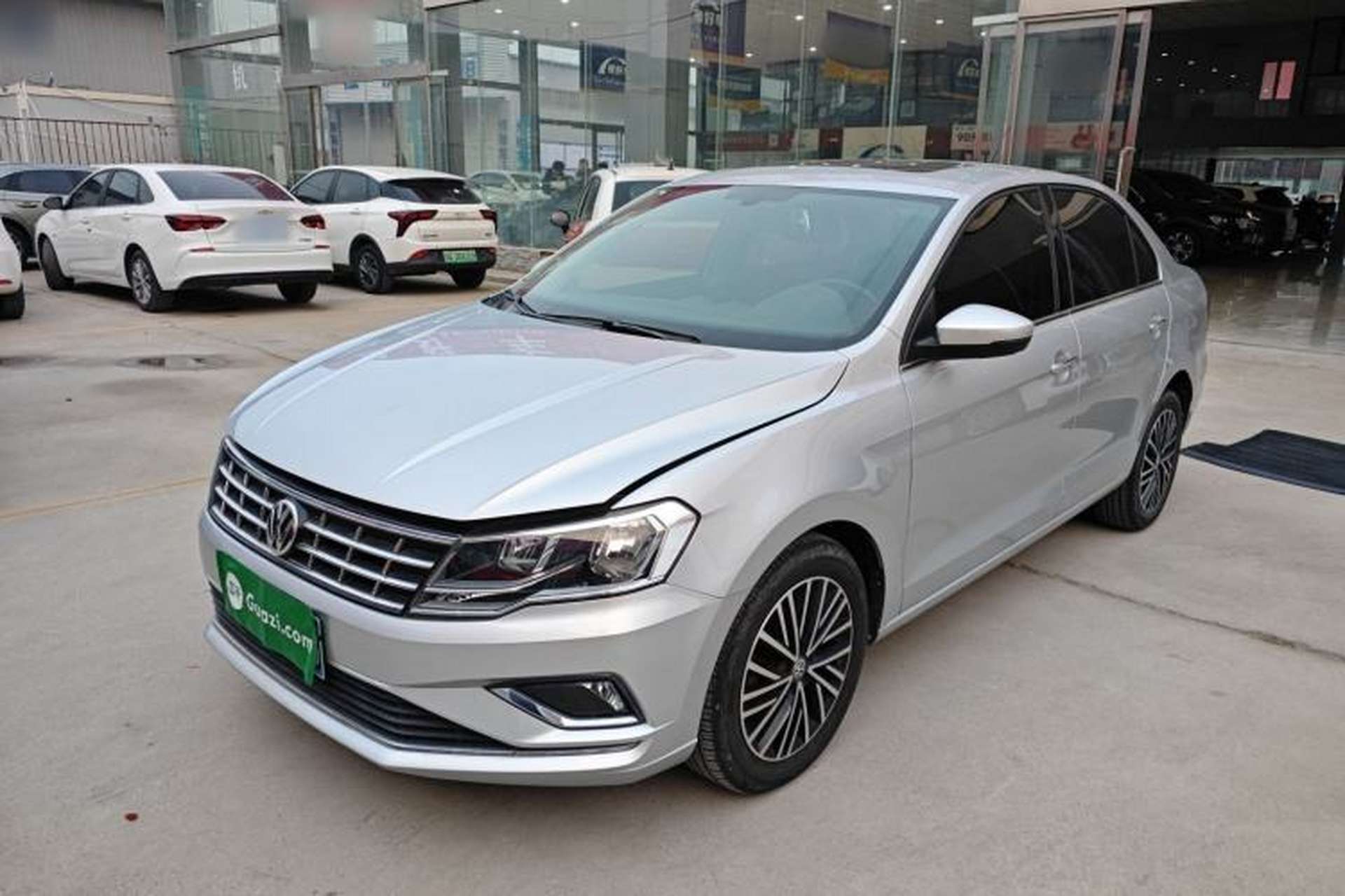 Used Volkswagen Jetta 2017 1.5L Automatic Luxury Model Front Left 45 Deg