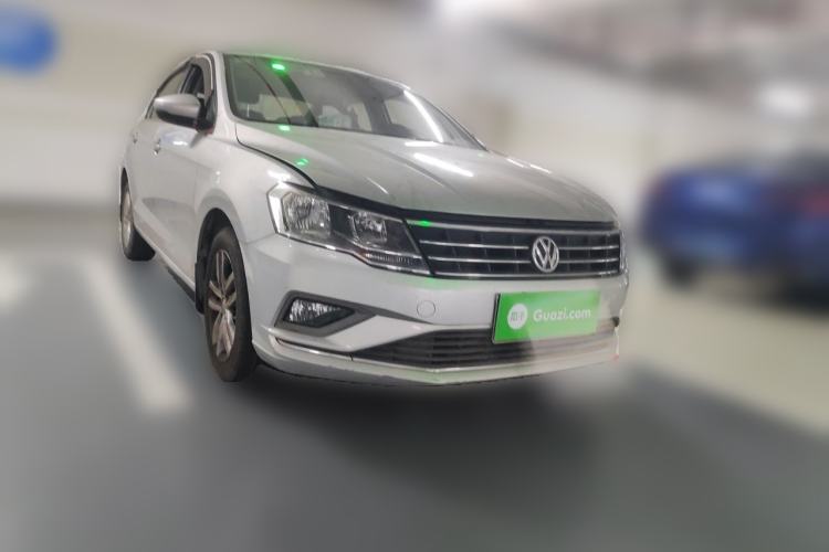Used Volkswagen Jetta 2017 1.5L Automatic Comfort Model Front Right 45 Deg