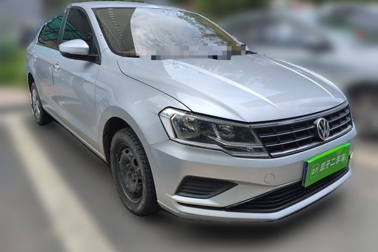 Used Volkswagen Jetta 2017 1.5L Automatic Fashion Model Front Right 45 Deg