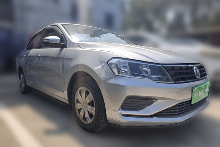 Used Volkswagen Jetta 2017 1.5L Automatic Fashion Model Front Right 45 Deg