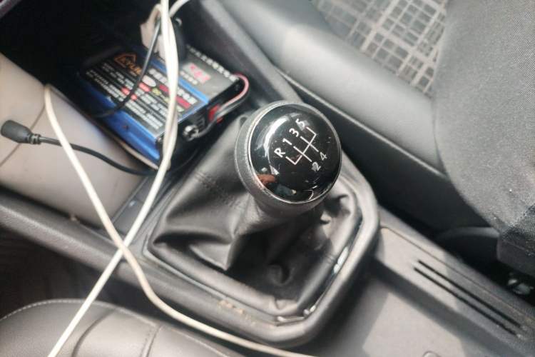 Used Volkswagen Jetta 2017 1.4L Manual Comfort Model Gear Lever