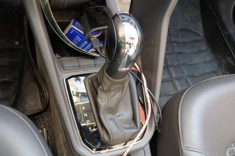 Used Volkswagen Jetta 2017 1.5L Automatic Comfort Model Gear Lever