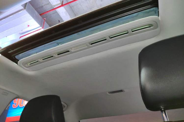 Used Volkswagen Jetta 2017 1.5L Automatic Comfort Model Headliner