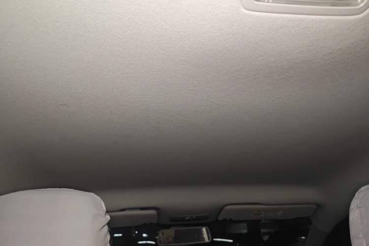 Used Volkswagen Jetta 2017 1.5L Manual Fashion Edition Headliner