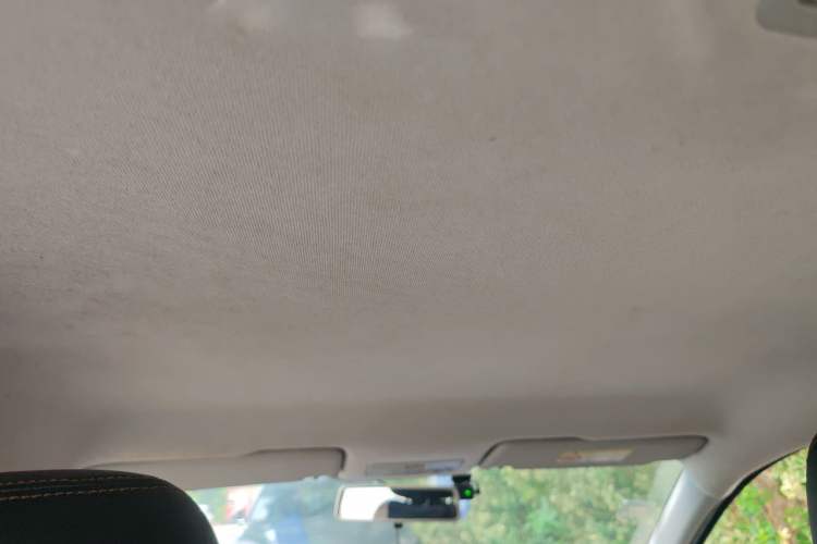 Used Volkswagen Jetta 2017 1.5L Manual Fashion Edition Headliner