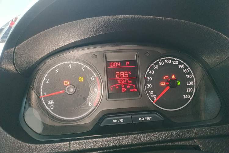 Used Volkswagen Jetta 2017 1.5L Automatic Fashion Model Instrument Cluster