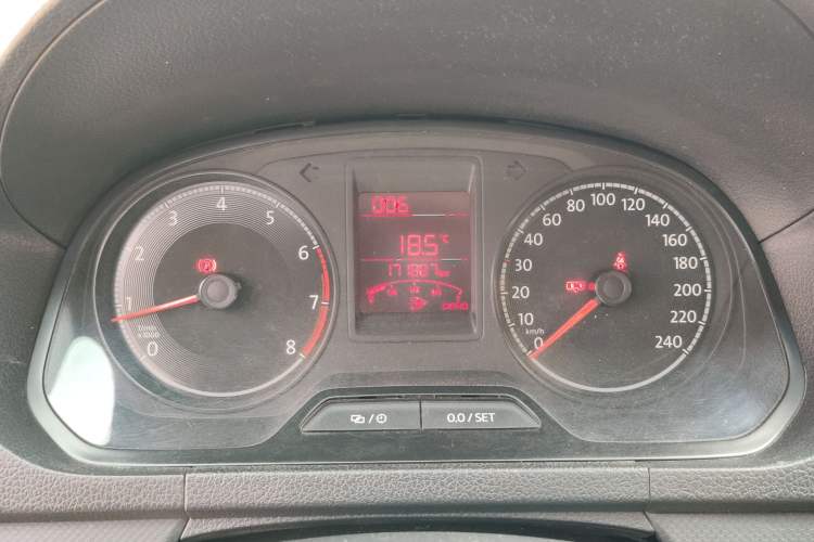 Used Volkswagen Jetta 2017 1.4L Manual Fashion Edition Instrument Cluster