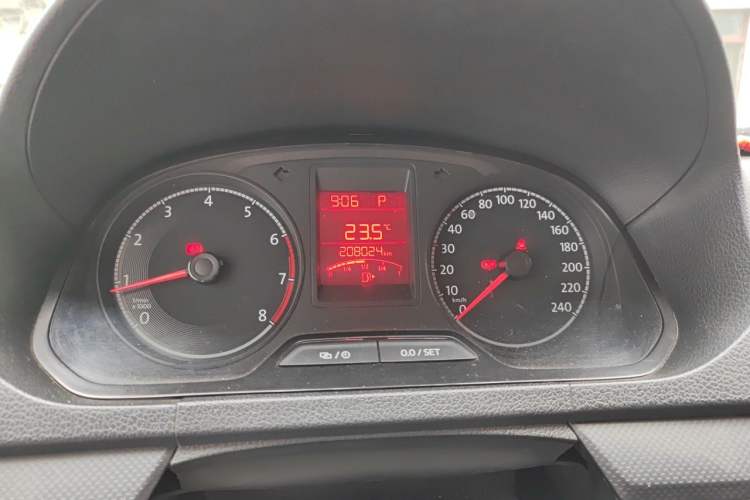 Used Volkswagen Jetta 2017 1.5L Automatic Fashion Model Instrument Cluster