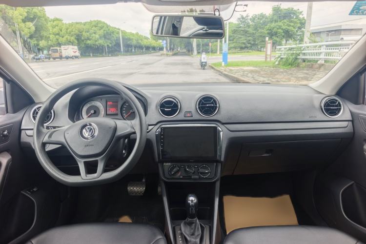 Used Volkswagen Jetta 2017 1.5L Automatic Fashion Model Interior 4