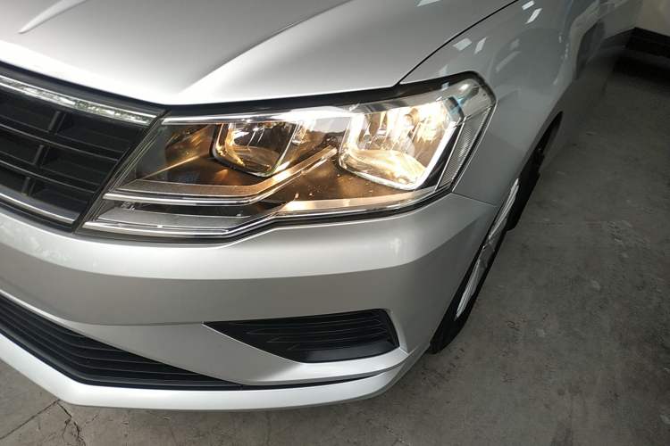Used Volkswagen Jetta 2017 1.5L Automatic Fashion Model Left Front Headlight