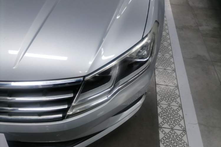 Used Volkswagen Jetta 2017 1.4L Manual Fashion Edition Left Front Headlight