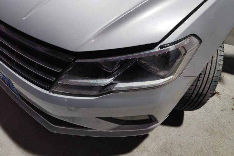 Used Volkswagen Jetta 2017 1.5L Automatic Comfort Model Left Front Headlight