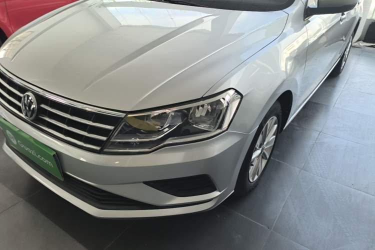 Used Volkswagen Jetta 2017 1.5L Automatic Fashion Model Left Front Headlight