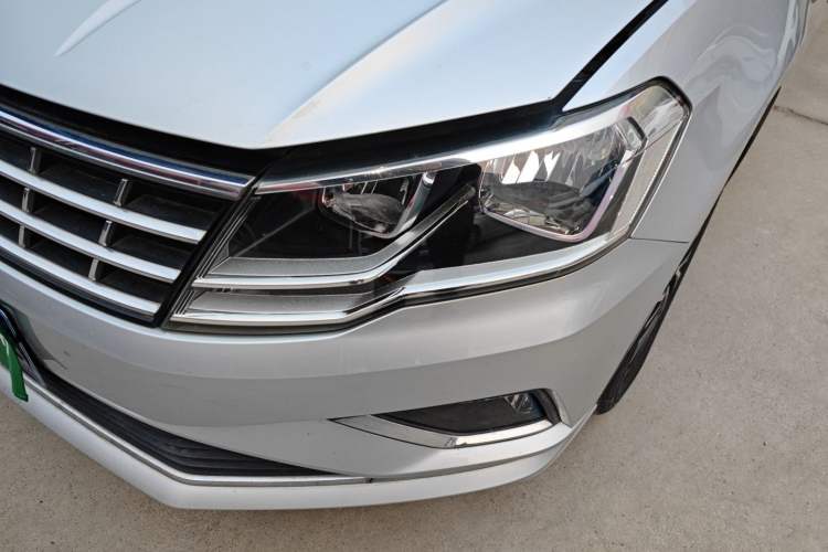 Used Volkswagen Jetta 2017 1.5L Automatic Luxury Model Left Front Headlight