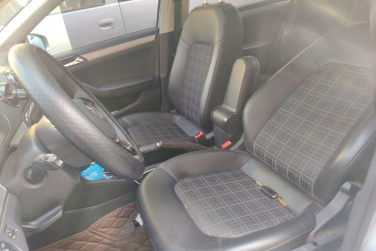 Used Volkswagen Jetta 2017 1.5L Automatic Comfort Model Left Front Seat