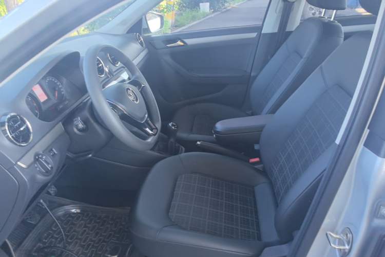 Used Volkswagen Jetta 2017 1.4L Manual Comfort Model Left Front Seat