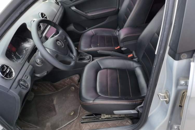 Used Volkswagen Jetta 2017 1.5L Automatic Fashion Model Left Front Seat
