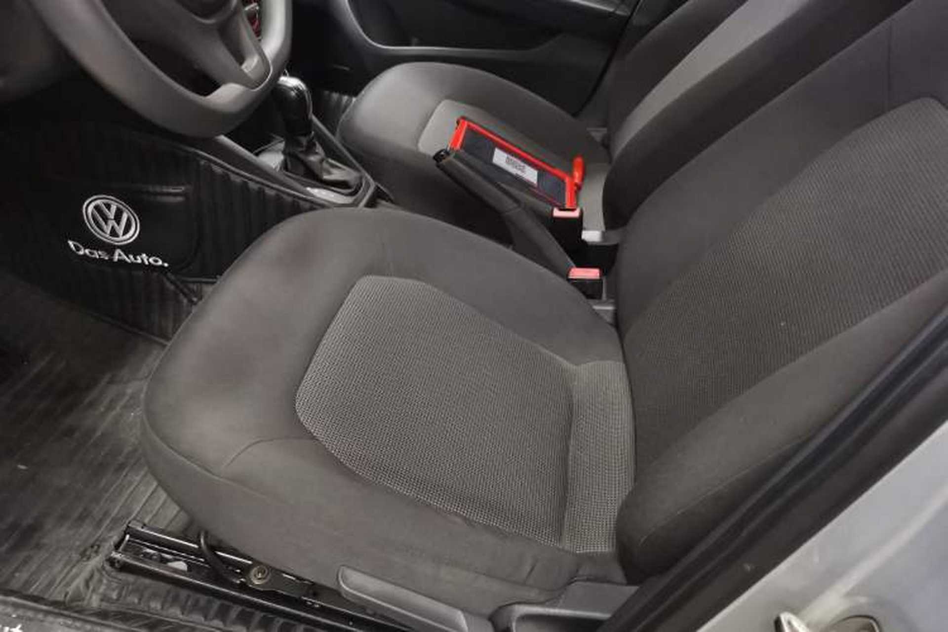 Used Volkswagen Jetta 2017 1.5L Automatic Fashion Model Left Front Seat
