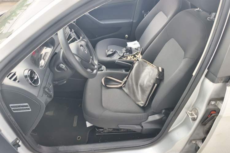 Used Volkswagen Jetta 2017 1.5L Automatic Fashion Model Left Front Seat
