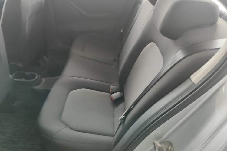 Used Volkswagen Jetta 2017 1.5L Automatic Fashion Model Left Rear Seat