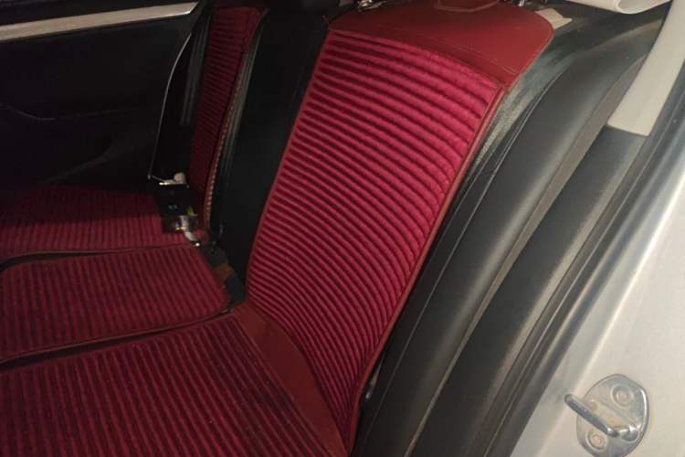 Used Volkswagen Jetta 2017 1.5L Manual Comfort Model Left Rear Seat