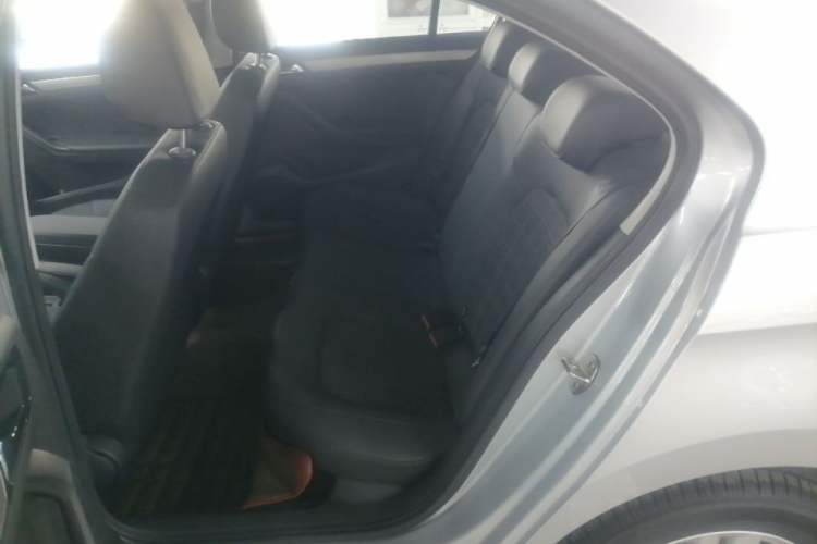 Used Volkswagen Jetta 2017 1.5L Manual Comfort Model Left Rear Seat