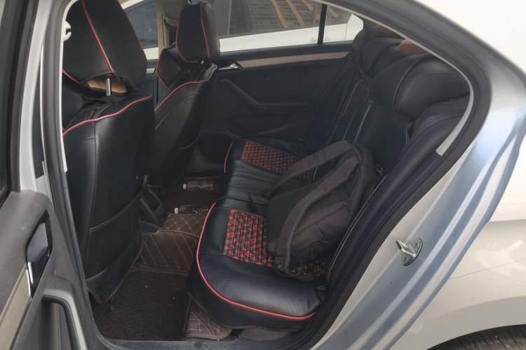 Used Volkswagen Jetta 2017 1.5L Manual Comfort Model Left Rear Seat