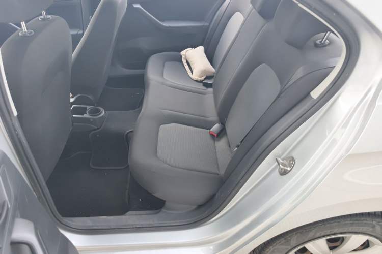 Used Volkswagen Jetta 2017 1.5L Automatic Fashion Model Left Rear Seat