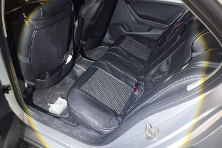 Used Volkswagen Jetta 2017 1.5L Manual Comfort Model Left Rear Seat