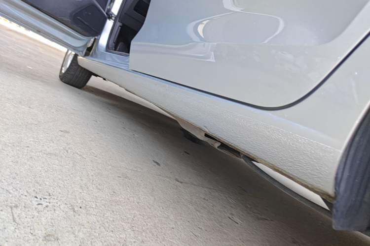 Used Volkswagen Jetta 2017 1.5L Automatic Comfort Model Left Side Sill