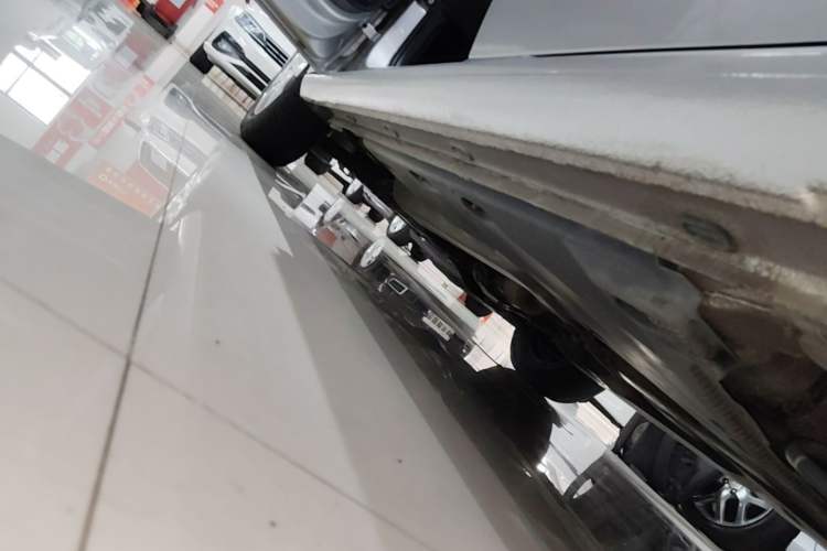 Used Volkswagen Jetta 2017 1.5L Automatic Fashion Model Left Side Sill