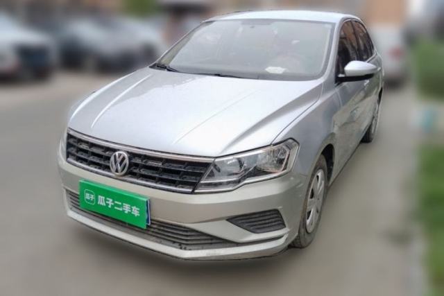 Ojetý Volkswagen Jetta 2017 1.4L Manual Fashion Edition