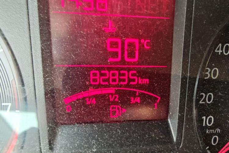 Used Volkswagen Jetta 2017 1.5L Manual Comfort Model Odometer Close Up