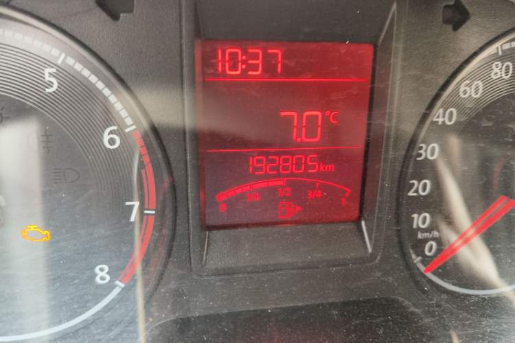 Used Volkswagen Jetta 2017 1.4L Manual Fashion Edition Odometer Close Up