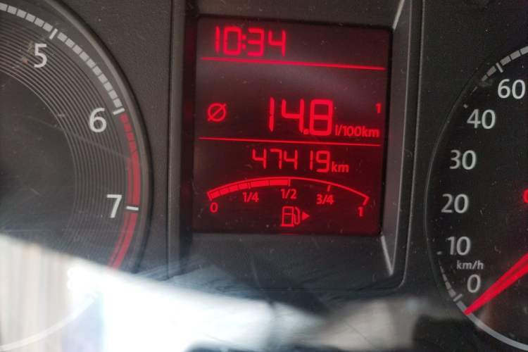 Used Volkswagen Jetta 2017 1.4L Manual Comfort Model Odometer Close Up
