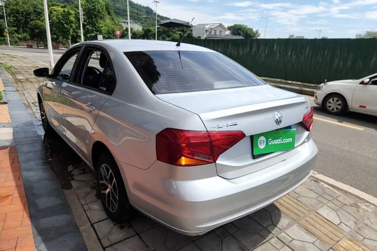 Used Volkswagen Jetta 2017 1.5L Automatic Fashion Model Rear Left 45 Deg