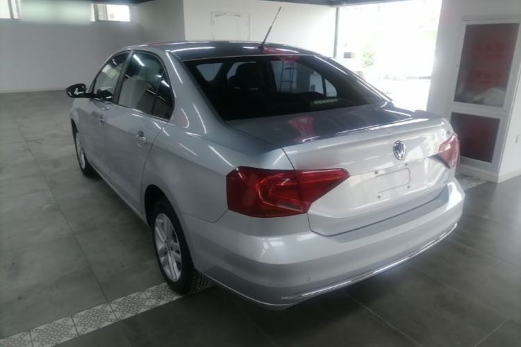 Used Volkswagen Jetta 2017 1.5L Manual Comfort Model Rear Left 45 Deg